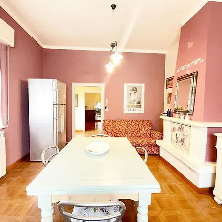 Casa Silvana - 5 Minuti A Piedi Dal Mare By Zoom In Earth
